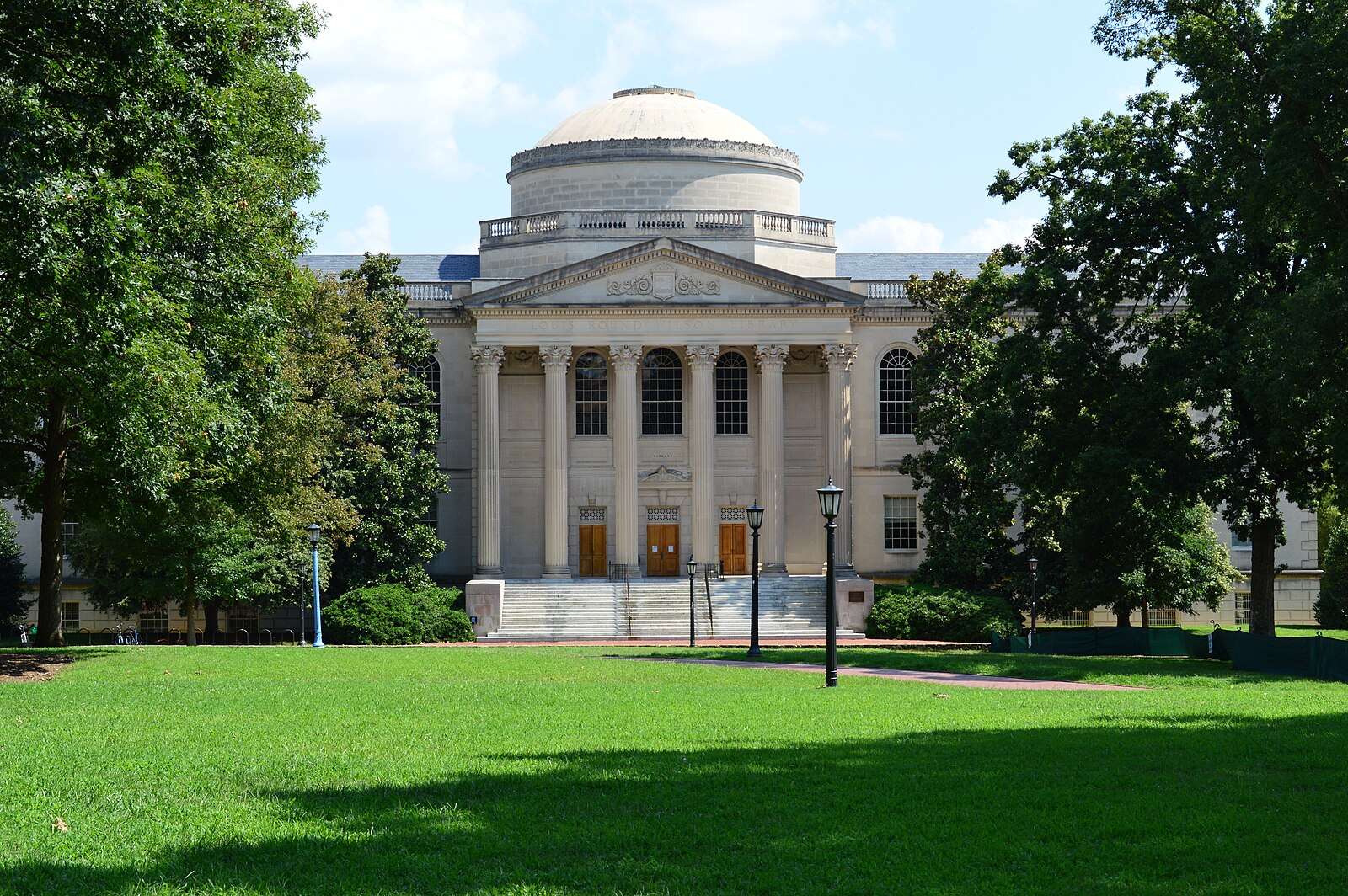 The Louis Round Wilson Library is featured at the University of North Carolina at Chapel Hill.