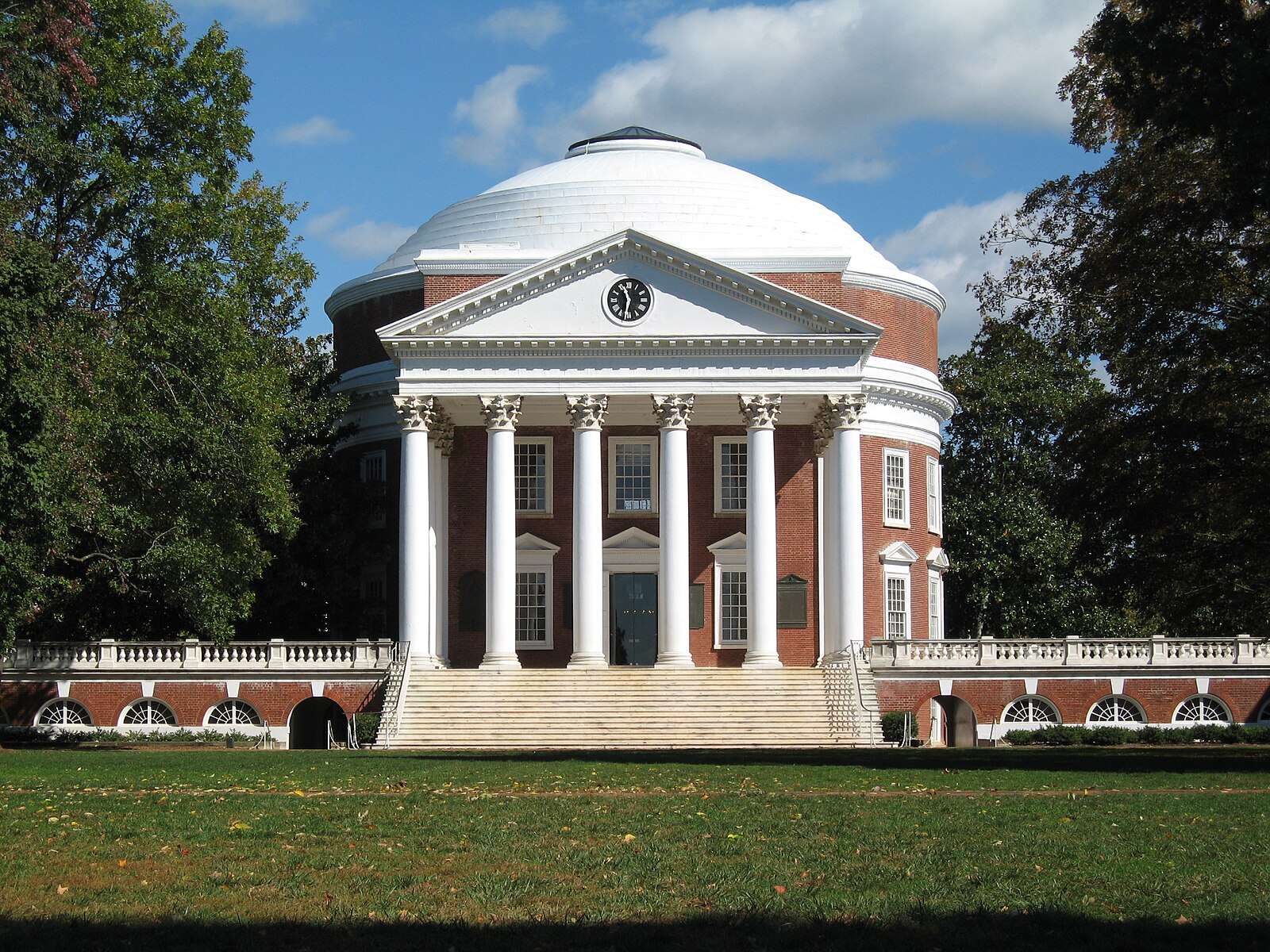 The round, columned Rotunda building is featured at the University of Virginia.